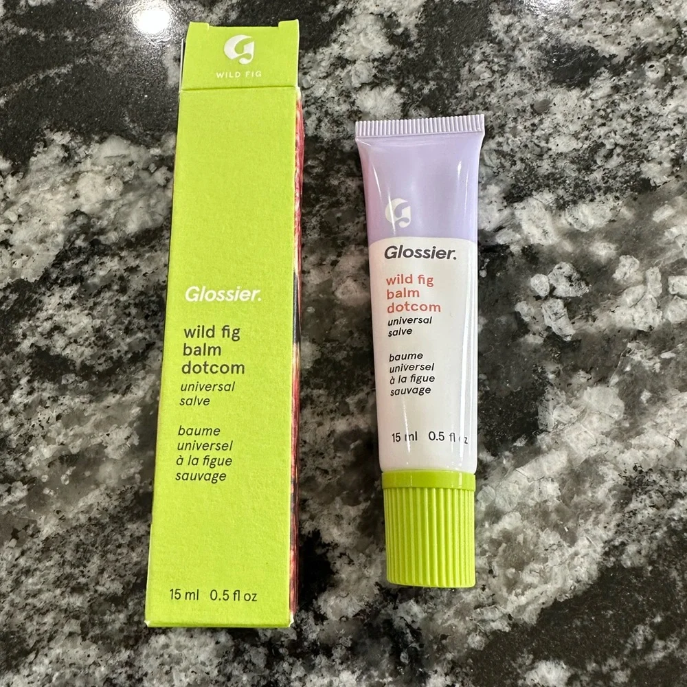 NWT Glossier Wild Fig Balm Dot Com - Picture 1 of 3